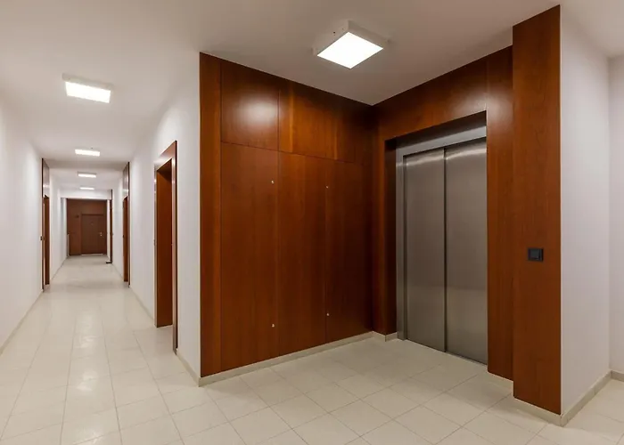 Burakowska In By Renters