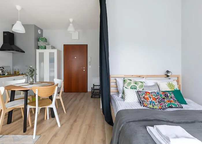 Apartman Burakowska In By Renters Varsó
