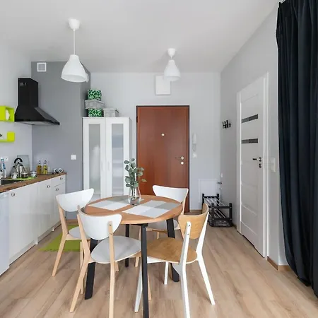 Burakowska In By Renters 아파트 *